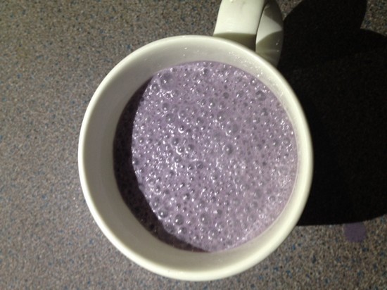 homemade banana and blackberry smoothie 4